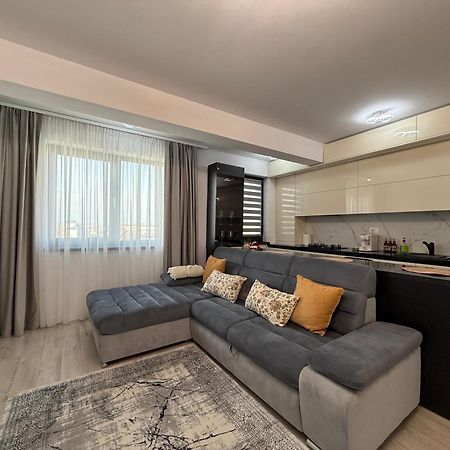 Luxevibe Apartments Near Mall Moldova Yaş Dış mekan fotoğraf